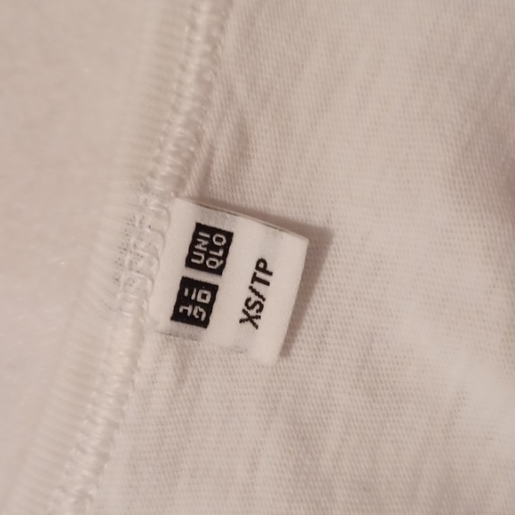 4/$40 Plain White Tank Top - size XS - Picture 5 of 6